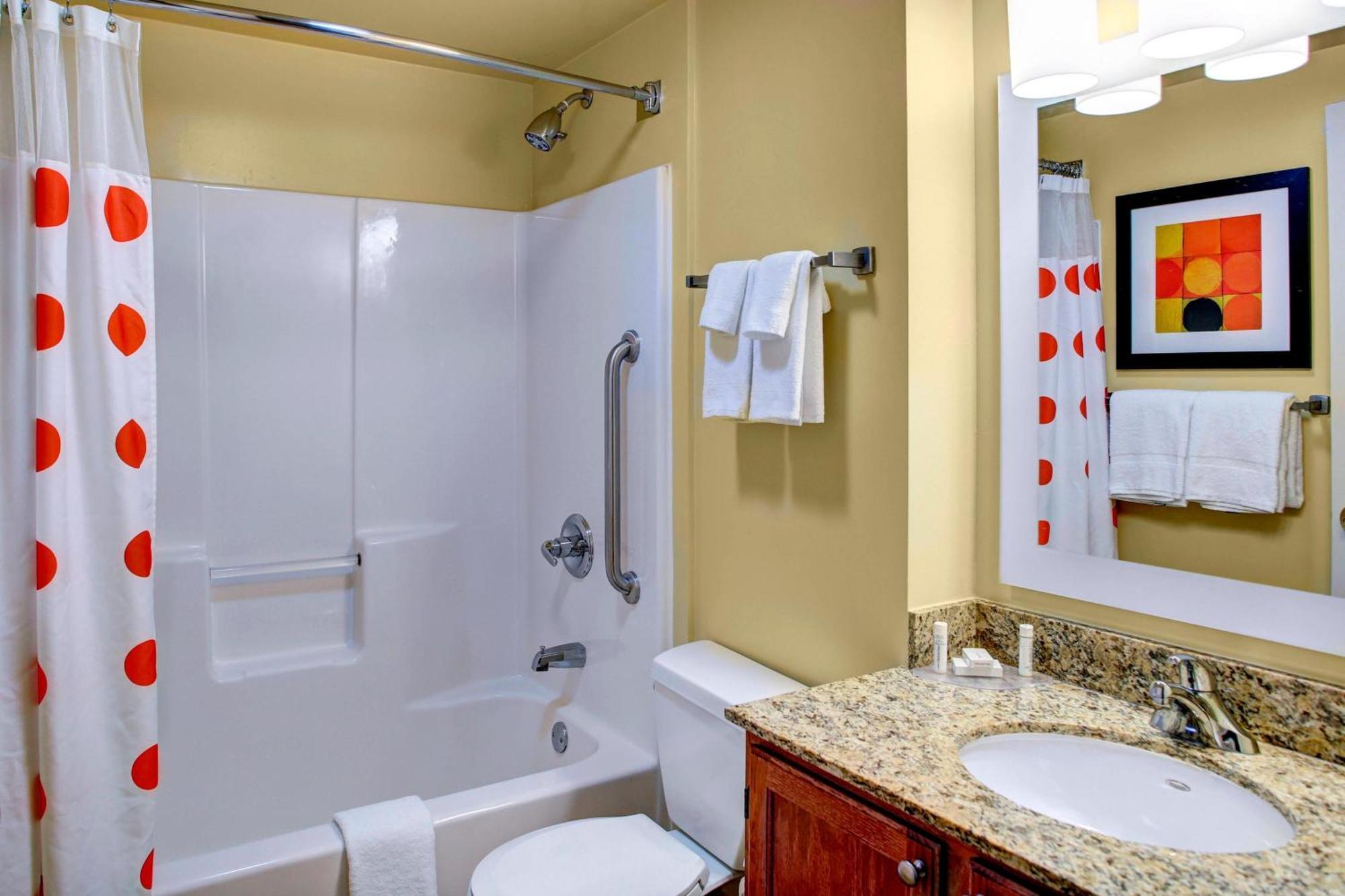 Towneplace By Marriott Cleveland Hotel Westlake