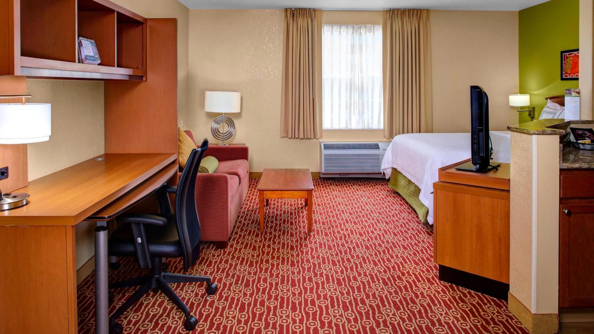 Towneplace By Marriott Cleveland Hotel 3*